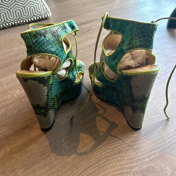 Paul & Betty Python wedges 38 - Picture 4 of 7